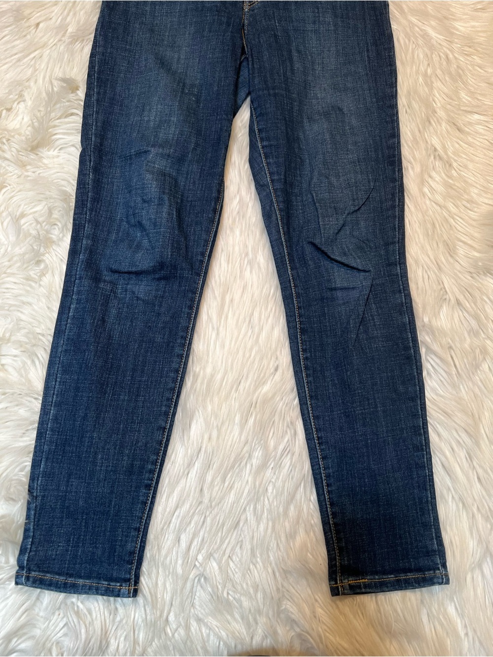 Levi's Women's Size 30 721 High Rise Skinny Jean Dark Wash Stretch Cotton - Picture 4 of 9